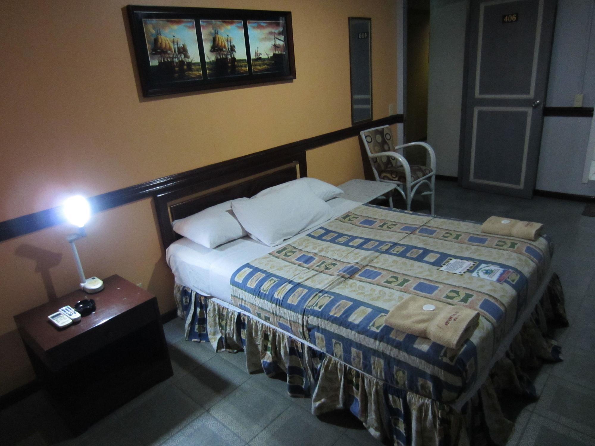 The Southern Cross Hotel Manila Eksteriør billede