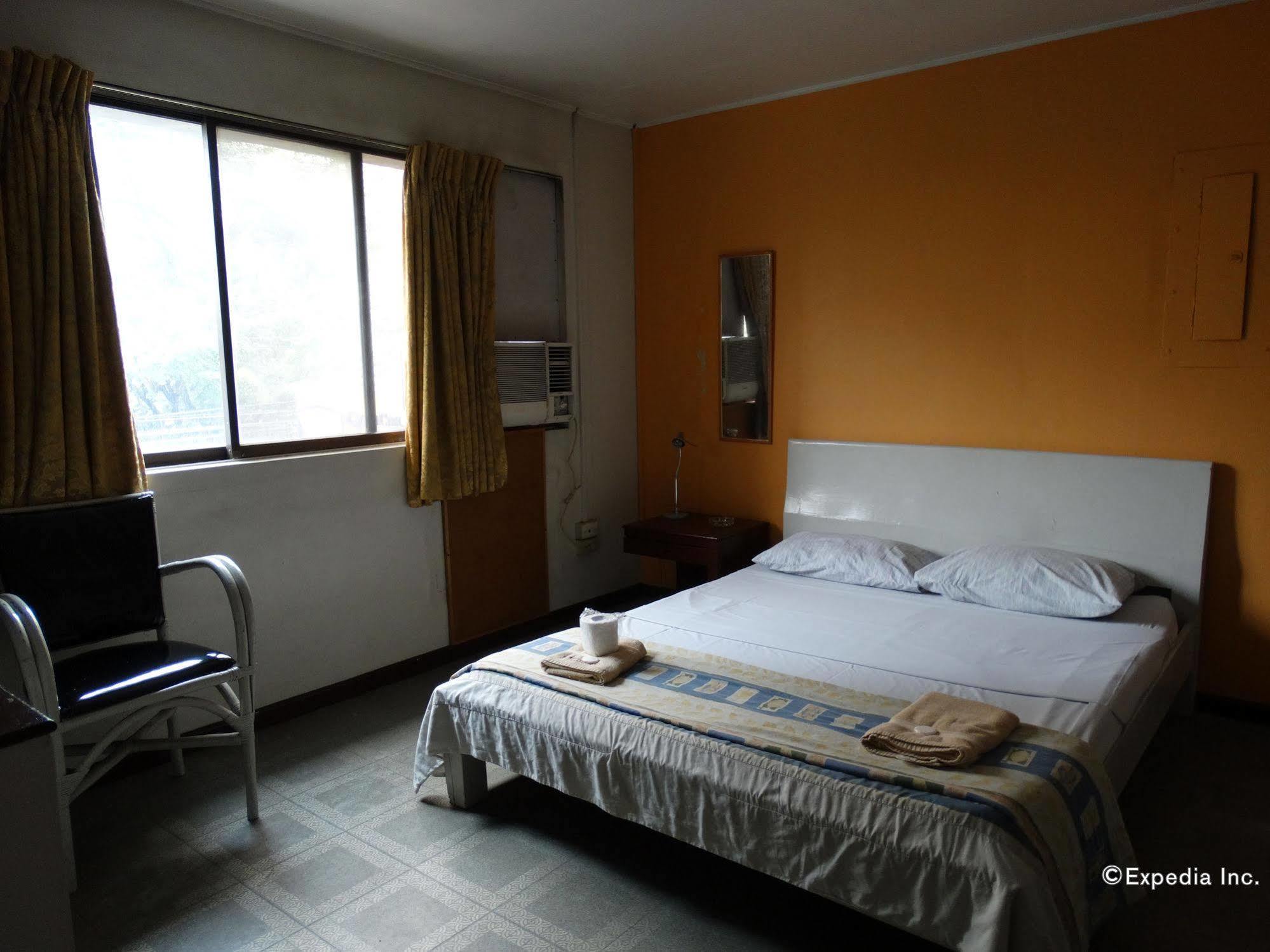 The Southern Cross Hotel Manila Eksteriør billede
